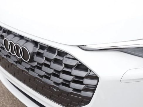 Used 2025 Audi Q5 Premium Plus w/ Premium Plus AWD/4WD image 11