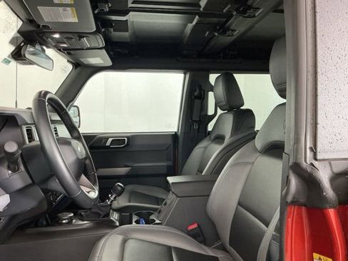 Used 2022 Ford Bronco Black Diamond w/ Sasquatch Package image 10