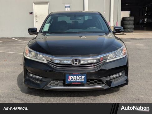 Used 2017 Honda Accord EX-L image 1