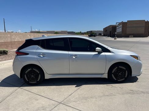 Used 2025 Nissan Leaf SV Plus FWD image 6