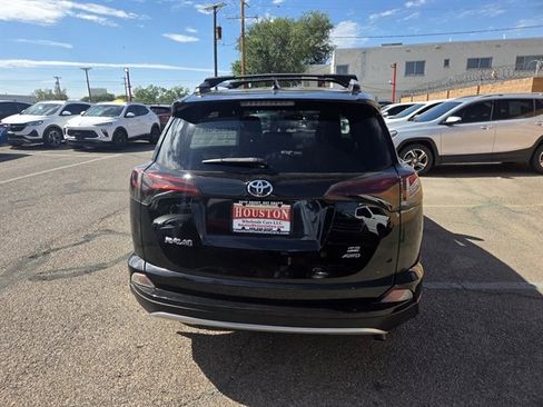 Used 2016 Toyota RAV4 SE AWD/4WD image 2