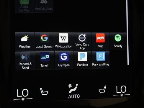 Used 2019 Volvo XC60 T5 Momentum w/ Multimedia Package image 34