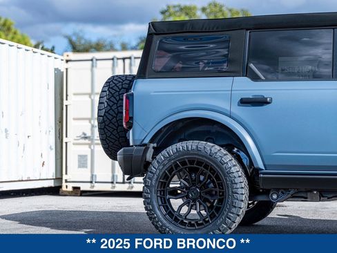 New 2025 Ford Bronco Badlands AWD/4WD image 24