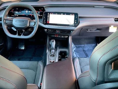 New 2026 Dodge Charger R/T AWD/4WD image 4