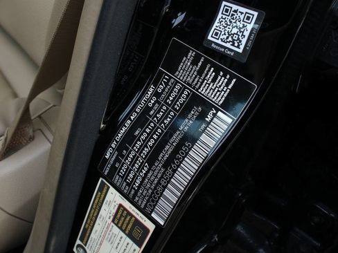 Used 2011 Mercedes-Benz GLK 350 4MATIC image 40