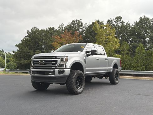 Used 2022 Ford F350 Platinum w/ FX4 Off-Road Package AWD/4WD image 11