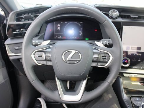 Certified 2024 Lexus RZ 300e Premium image 16