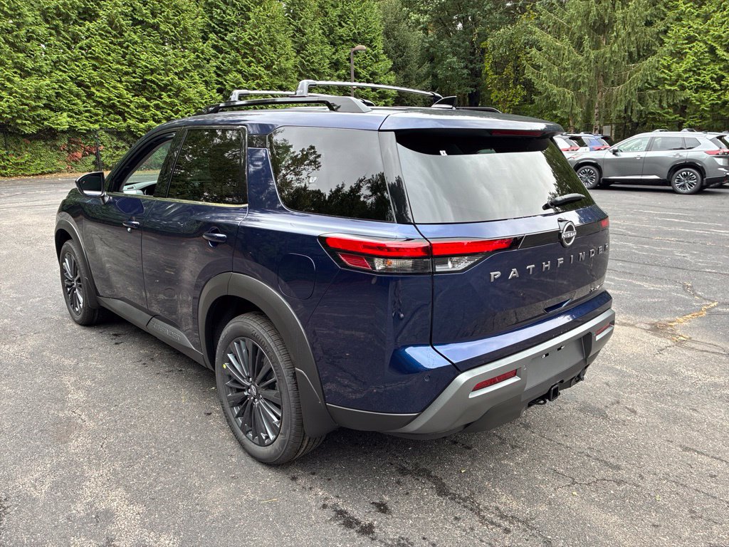 New 2026 Nissan Pathfinder SL w/ SL Premium Package AWD/4WD image 5