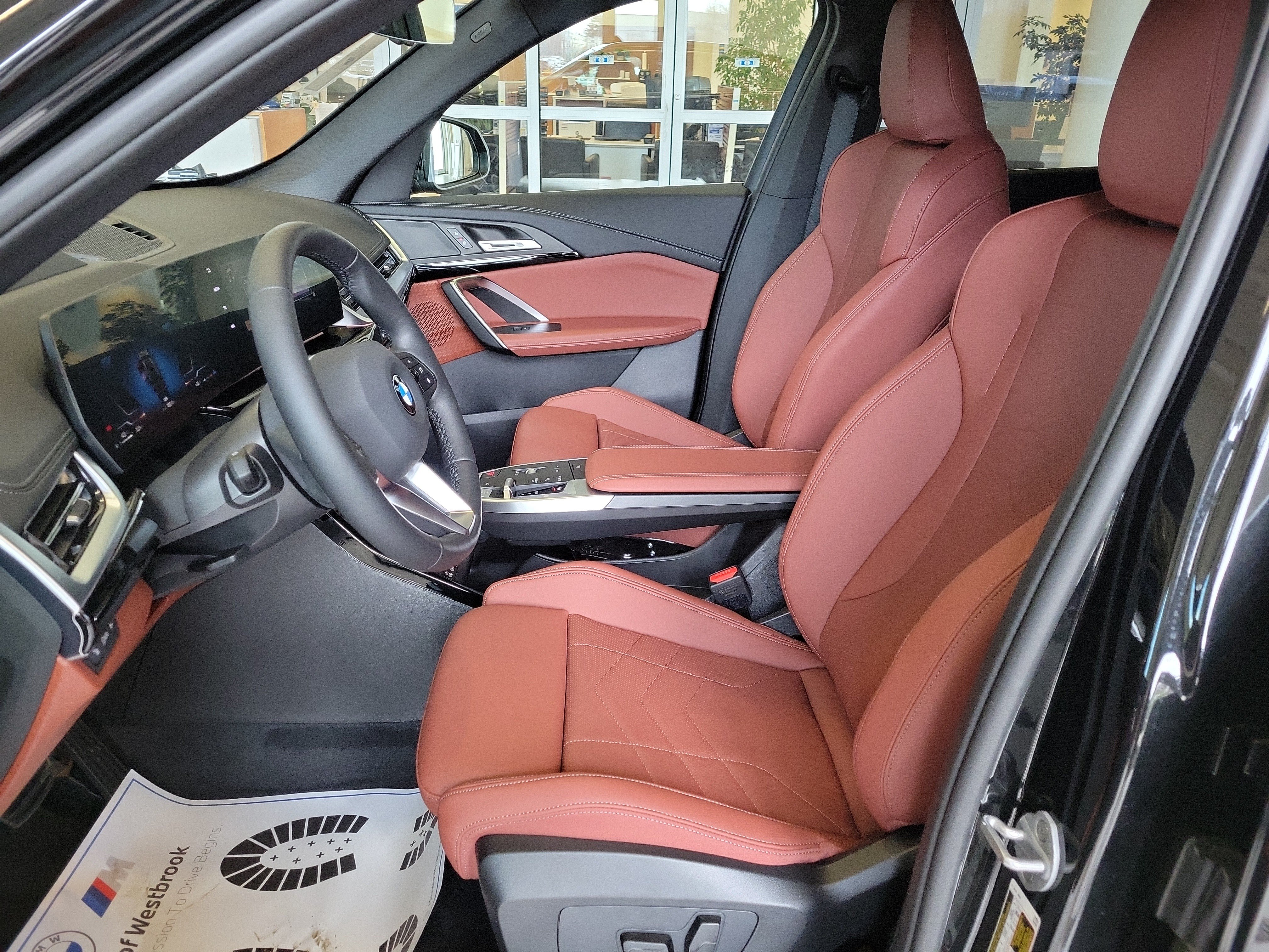 Used 2026 BMW X1 xDrive28i w/ Technology Package AWD/4WD image 14