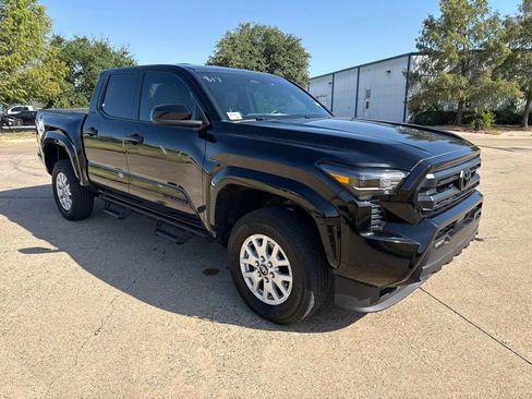 Certified 2025 Toyota Tacoma SR5 RWD image 9