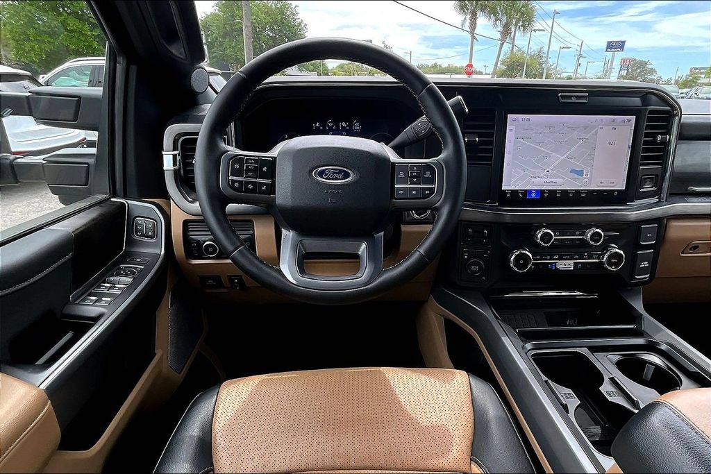 Used 2026 Ford F250 Lariat AWD/4WD image 8