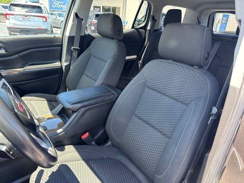 Used 2019 GMC Acadia SLE FWD image 11