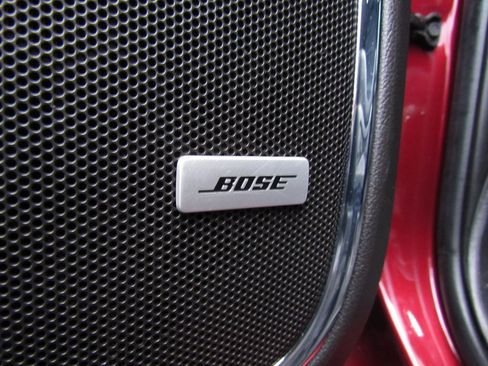 Used 2019 GMC Yukon XL SLT w/ Open Road Package image 40