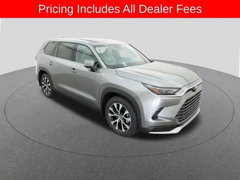 New 2026 Toyota Grand Highlander AWD Hybrid image 13