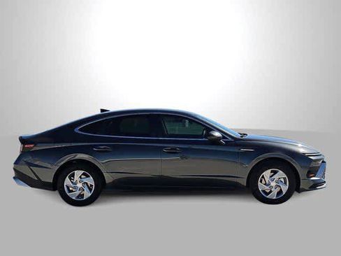 New 2026 Hyundai Sonata SE image 9