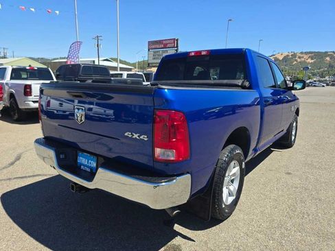 Used 2019 RAM 1500 Classic SLT AWD/4WD image 4
