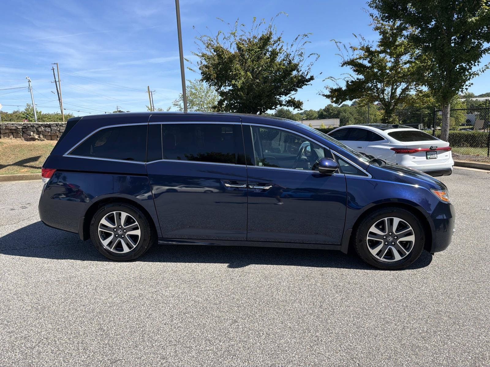 Used 2016 Honda Odyssey Touring image 10