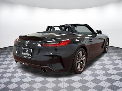 Used 2023 BMW Z4 sDrive30i w/ Convenience Package image 9