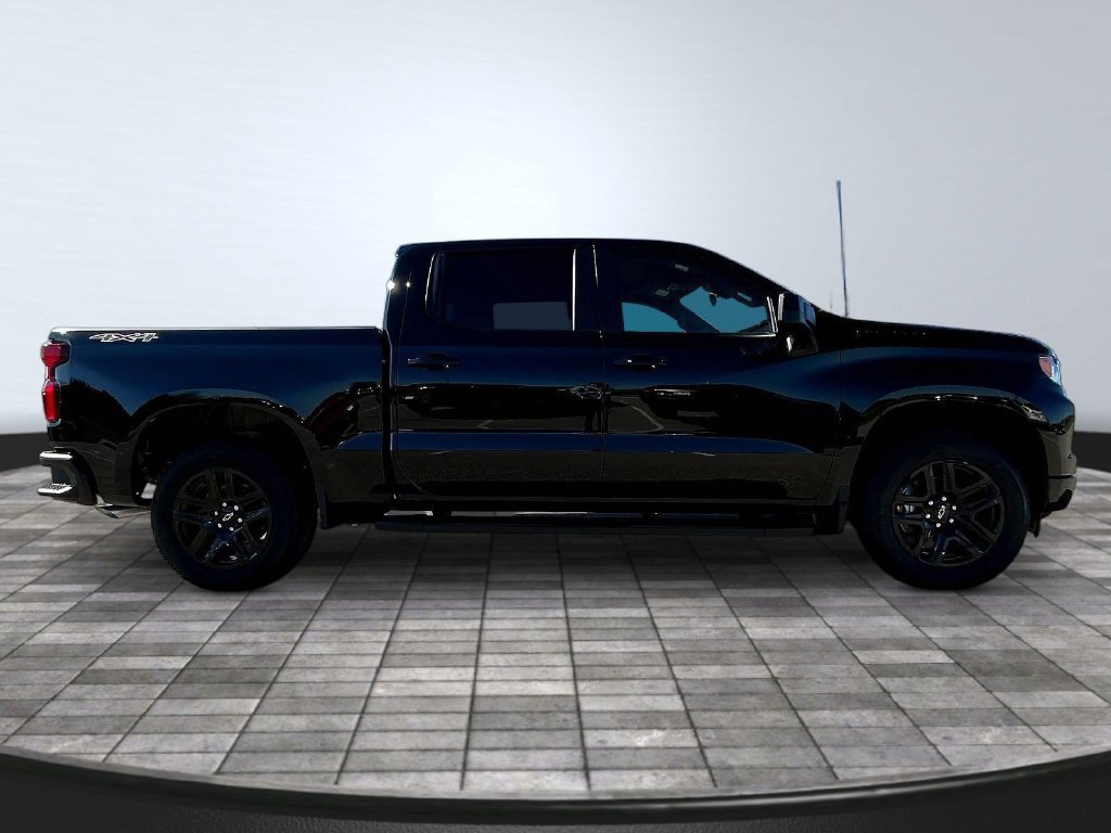 New 2026 Chevrolet Silverado 1500 RST w/ LPO, Dark Essentials Package AWD/4WD image 9