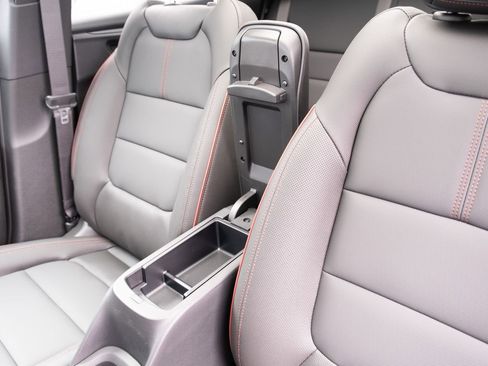 New 2026 Chevrolet TrailBlazer RS w/ Convenience Package image 9