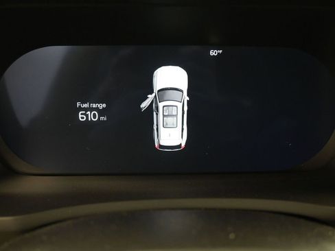 New 2026 Volvo XC90 B6 Ultra w/ Lounge Package AWD/4WD image 12