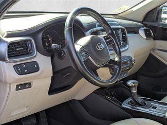 Used 2019 Kia Sorento EX video 2