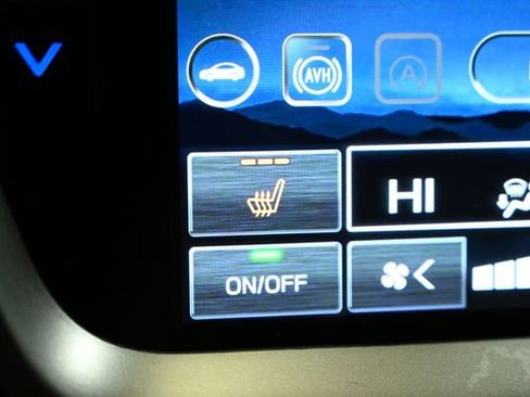 Certified 2025 Subaru Outback Limited w/ Popular Package #2 image 36