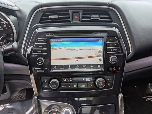Used 2018 Nissan Maxima 3.5 SL FWD image 23