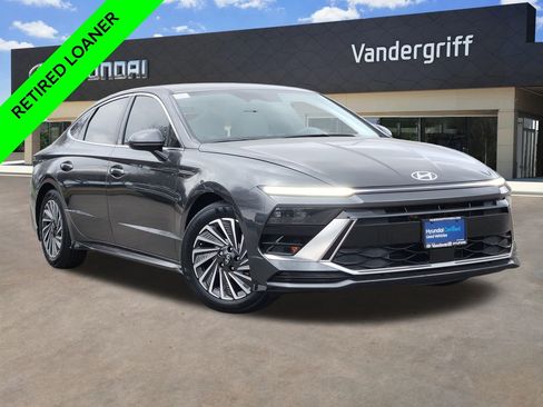New 2025 Hyundai Sonata SEL image 2