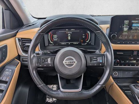 Used 2021 Nissan Rogue Platinum FWD image 14