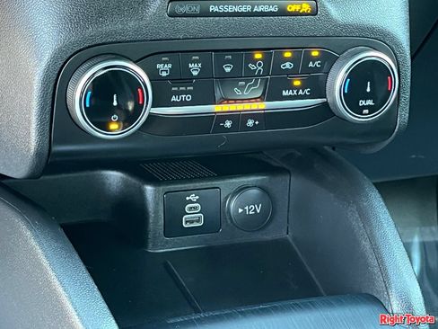 Used 2025 Ford Escape ST-Line FWD image 30