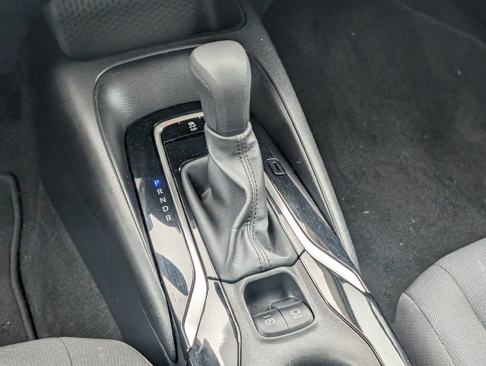 Used 2020 Toyota Corolla LE FWD image 23