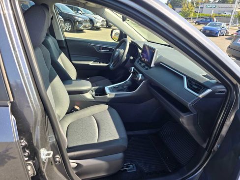 Certified 2025 Toyota RAV4 XLE w/ Convenience Package image 11