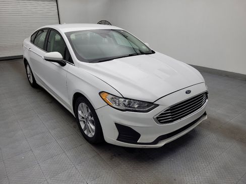 Used 2020 Ford Fusion SE image 13