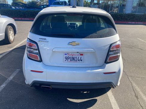 Used 2019 Chevrolet Sonic LT FWD image 2