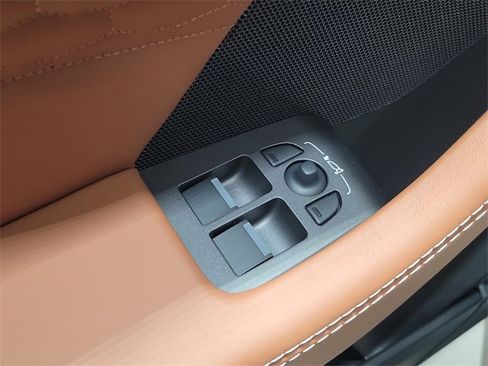 New 2024 Jaguar F-TYPE R image 17