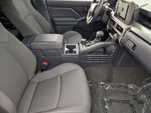 Certified 2025 Toyota 4Runner SR5 image 18