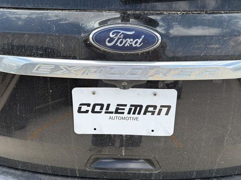 Used 2017 Ford Explorer Platinum AWD/4WD image 35