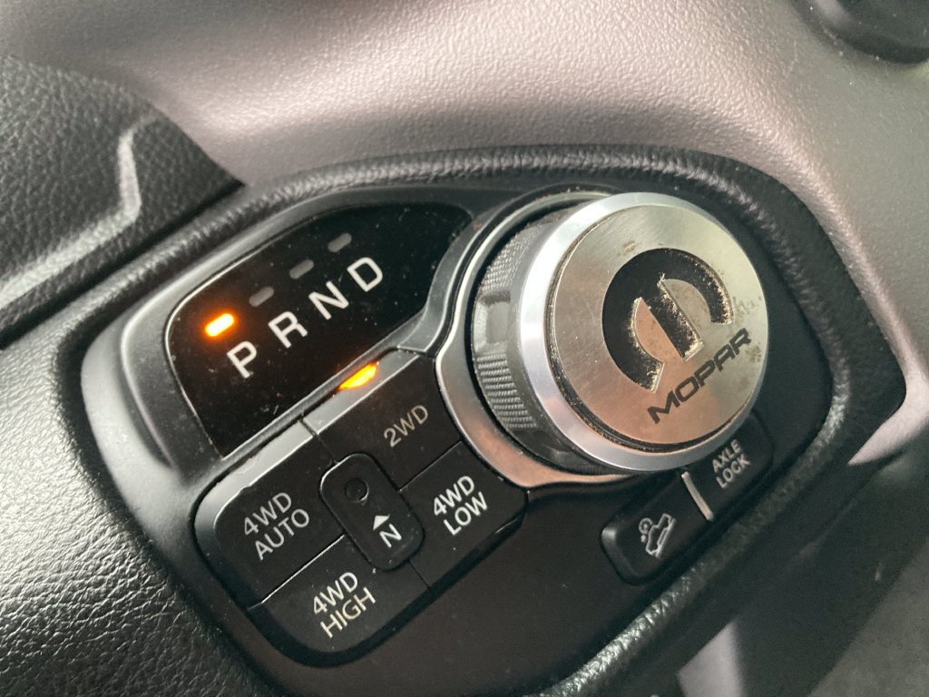 Used 2019 RAM 1500 Big Horn AWD/4WD image 30