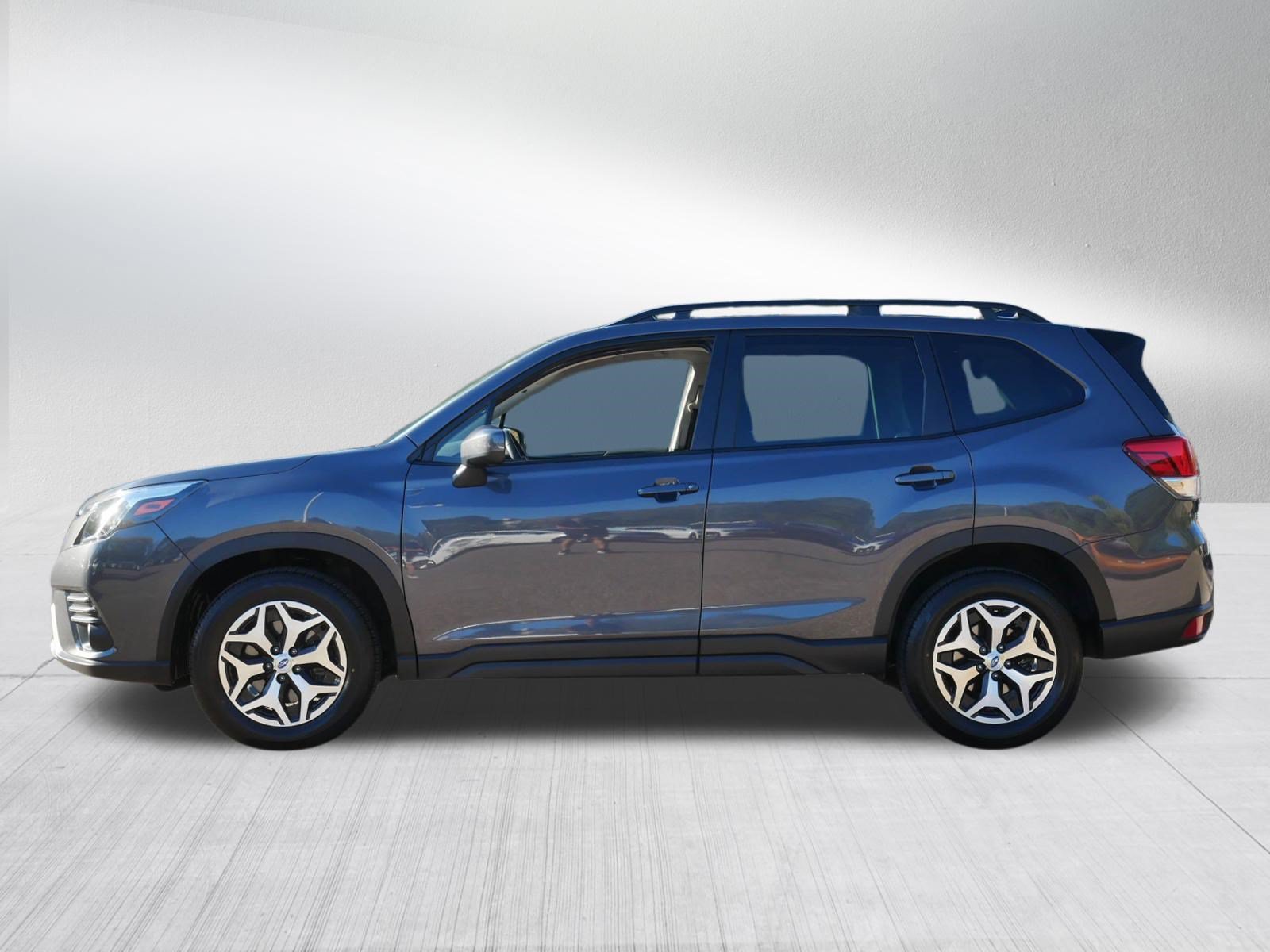 Used 2024 Subaru Forester Premium AWD/4WD image 4