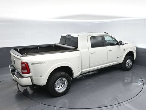 Used 2022 RAM 3500 Laramie AWD/4WD image 47