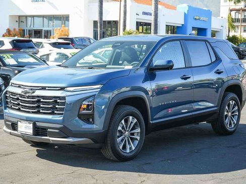 New 2026 Chevrolet Equinox LT w/ Convenience Package II FWD image 3