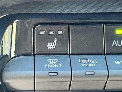 Used 2024 Toyota Prius XLE image 20