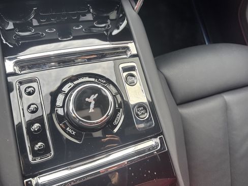 Used 2025 Rolls-Royce Cullinan AWD/4WD image 42