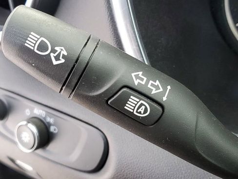 Used 2021 Chevrolet Blazer LT image 11