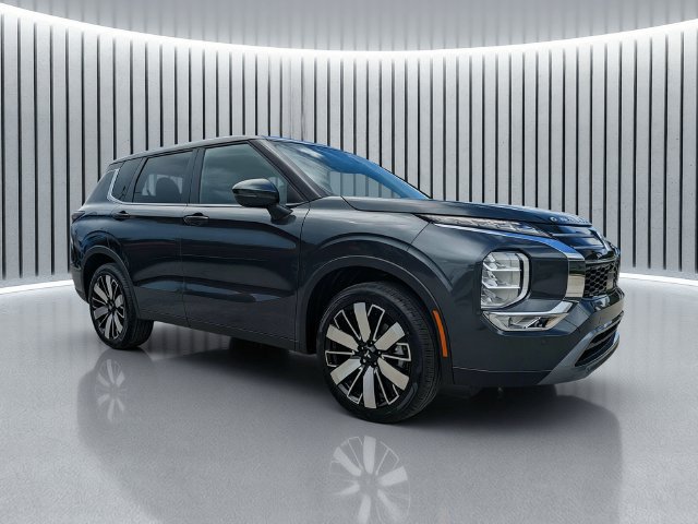 New 2026 Mitsubishi Outlander SE FWD image 2