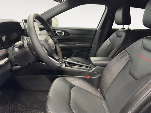 New 2026 Jeep Compass Trailhawk image 7