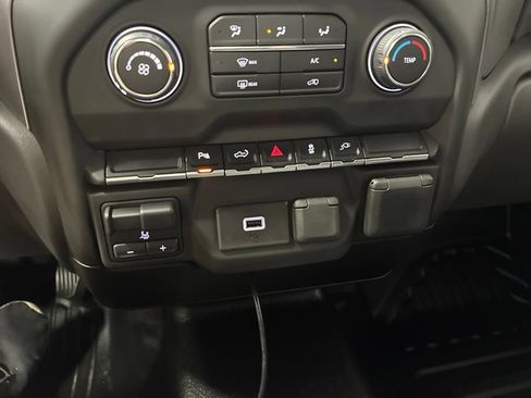 Used 2020 Chevrolet Silverado 1500 W/T w/ WT Value Package AWD/4WD image 12