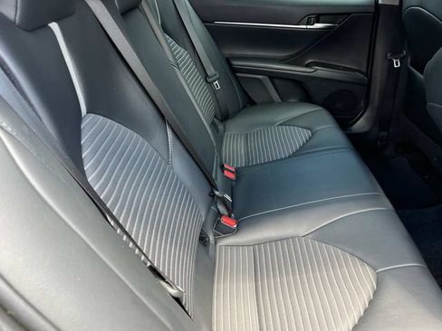 Used 2021 Toyota Camry SE FWD image 25