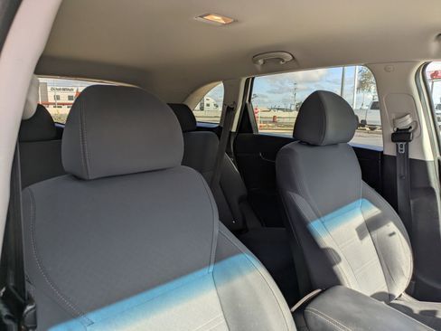 Used 2018 Kia Sorento L image 30